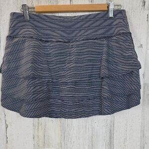 Athleta Navy Striped Polka Dot Ruffle Layer Tennis Skirt Ball Pockets Size Large